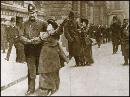Flora Drummond and Annie Kenney being arrested on 9th March, 1906